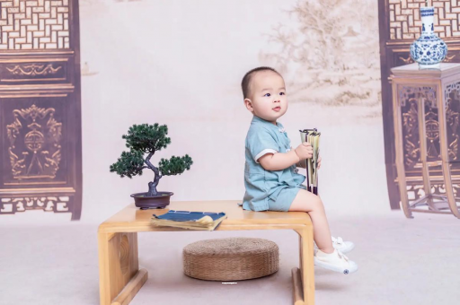 琼中十个月宝宝可以吃盐吗