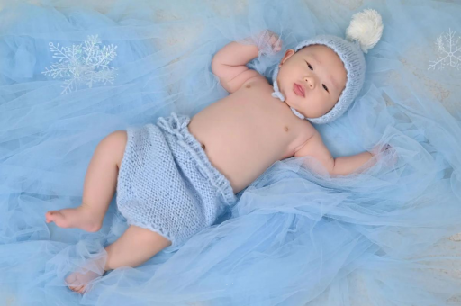 琼中摸孕妇肚子沾喜气